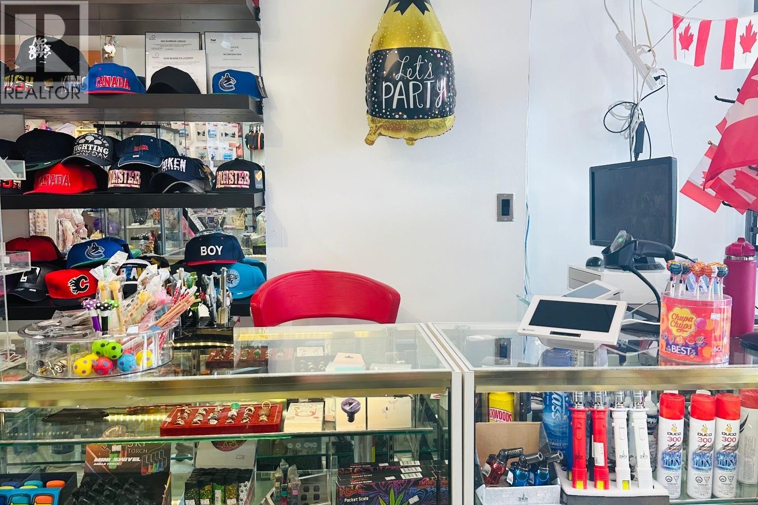 528 Bernard Avenue, Kelowna