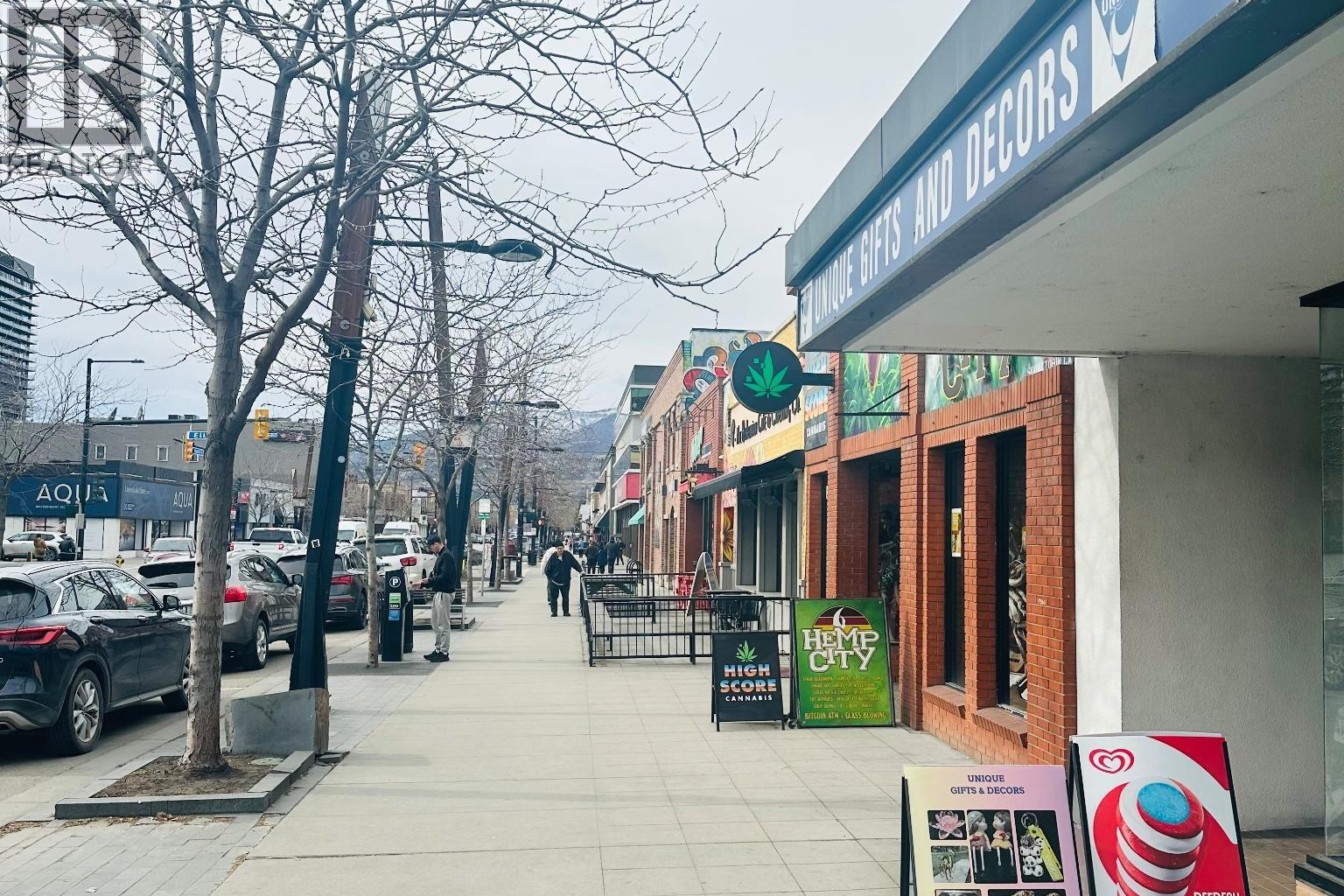 528 Bernard Avenue, Kelowna