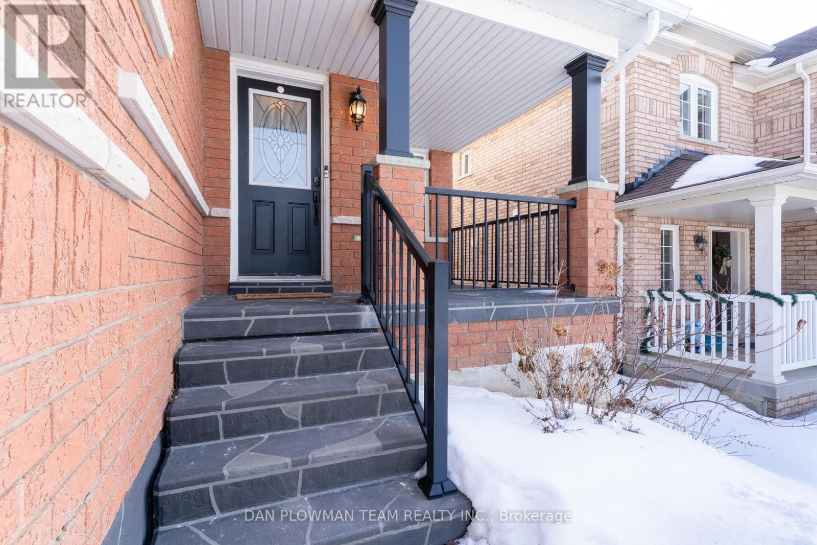 589 GREENHILL AVENUE - Photo 4 of 43, Oshawa (Samac), Ontario