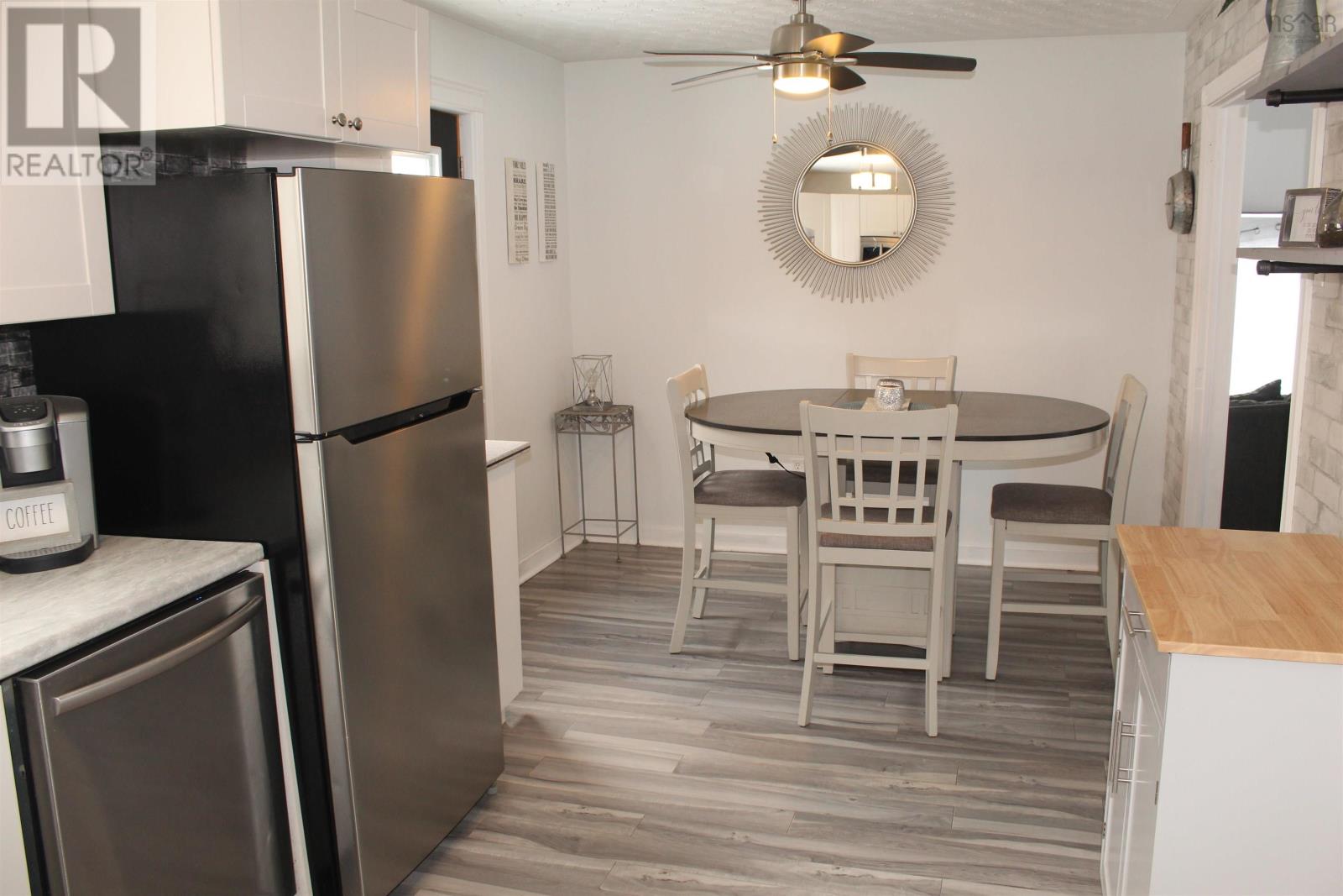 21 McDougall Avenue - Photo 5 of 34, Lower Sackville, Nova Scotia