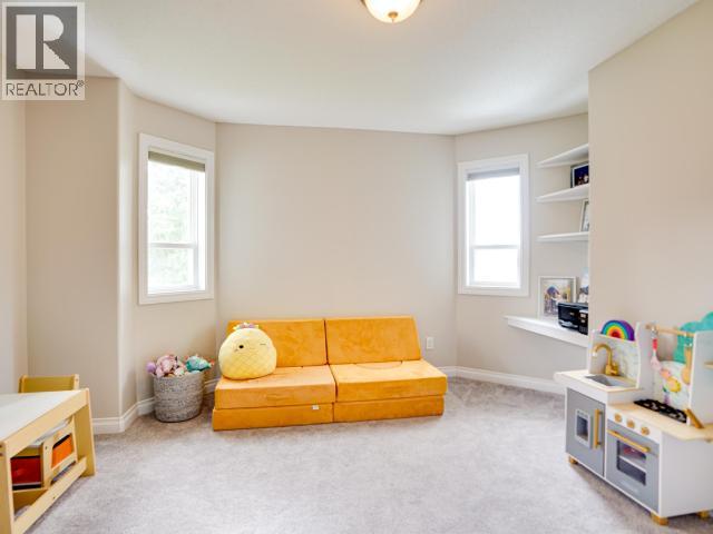 7160 KEMANO STREET, Powell River