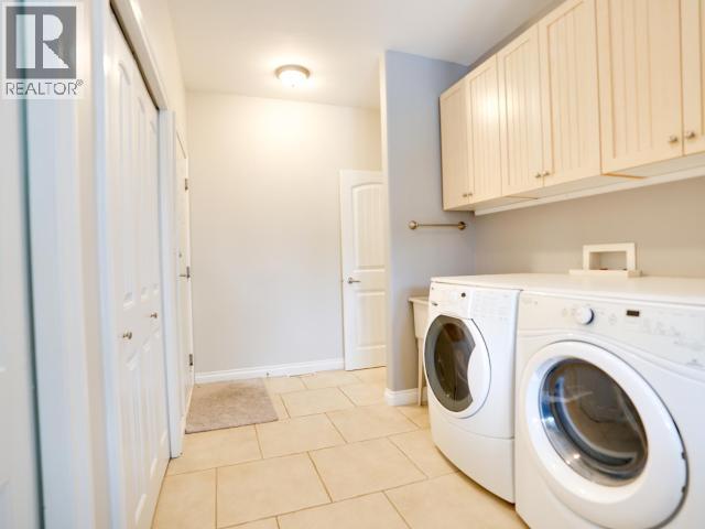 7160 KEMANO STREET, Powell River