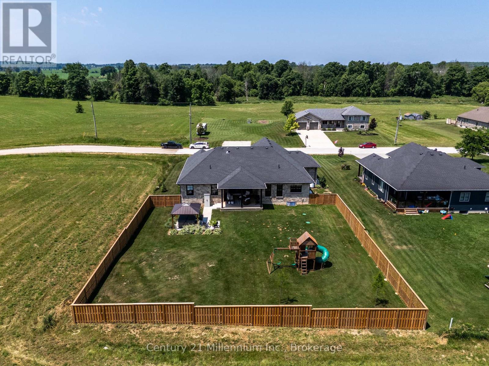 33 NICKASON DRIVE - Photo 4 of 44, Arran-Elderslie, Ontario