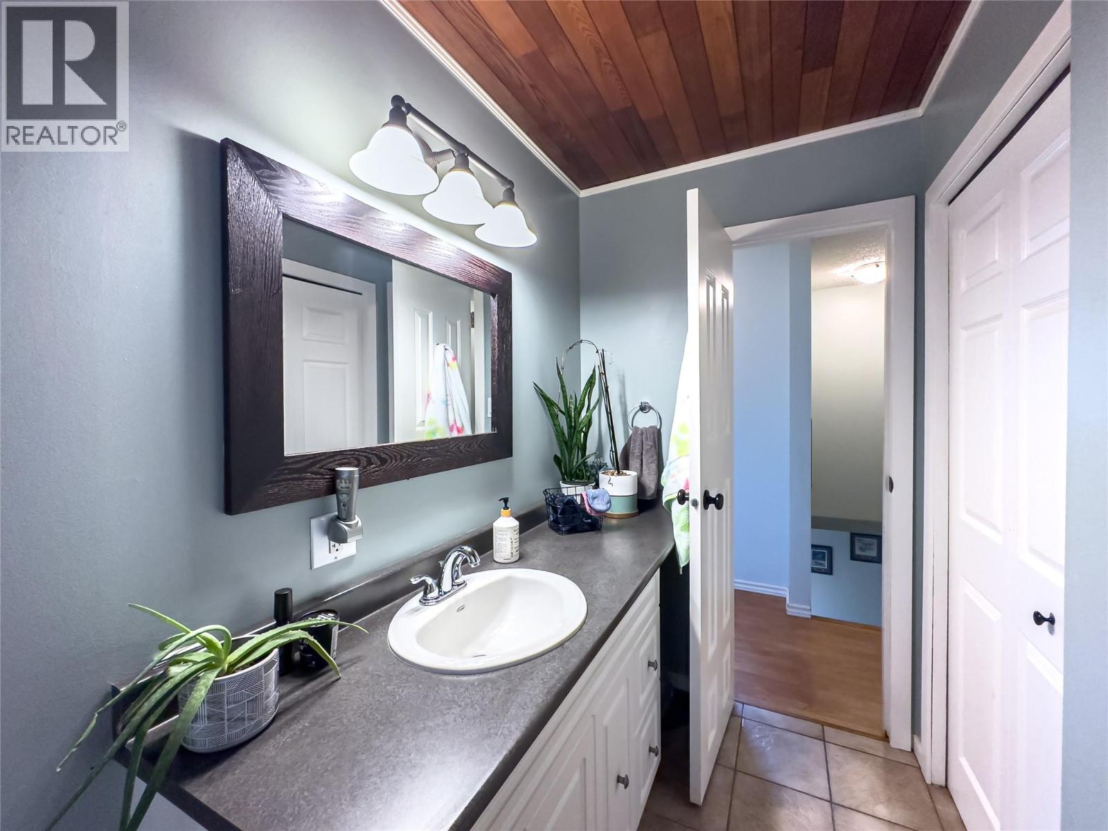 2586 Big Nickel Place, Kamloops