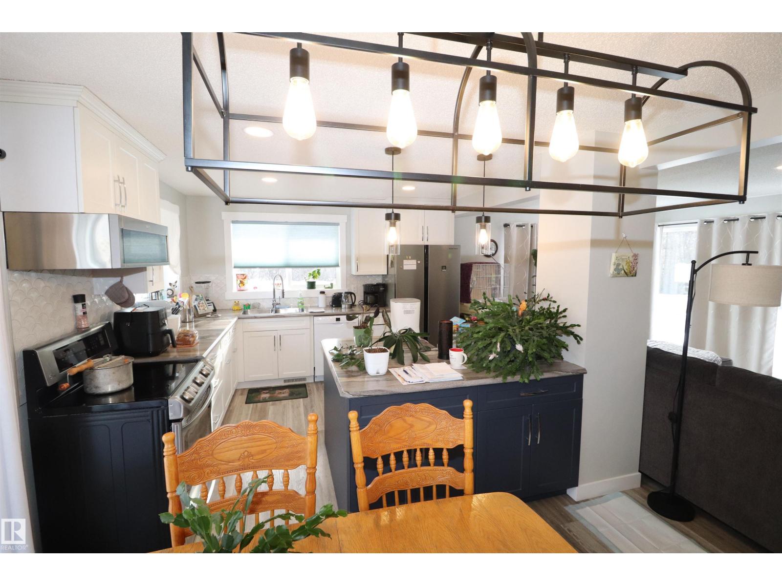 #57 20575 WYE RD, Rural Strathcona County