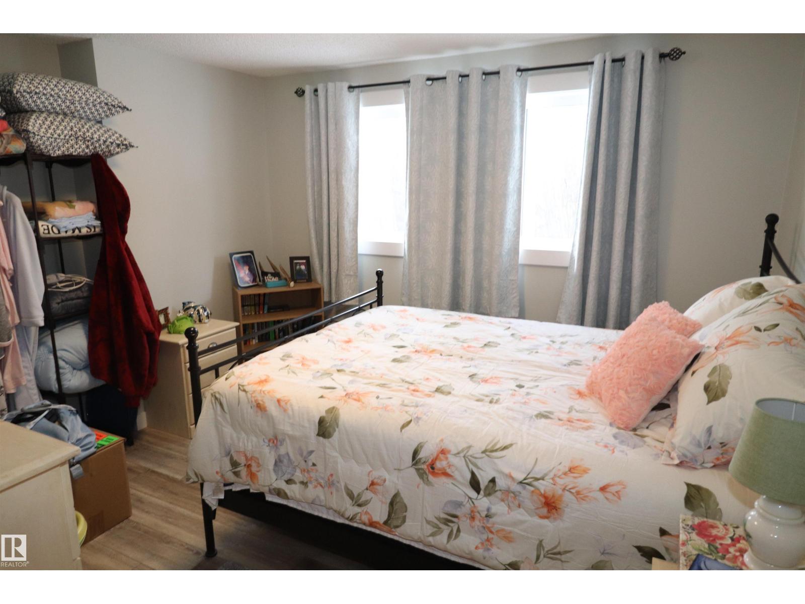 #57 20575 WYE RD, Rural Strathcona County