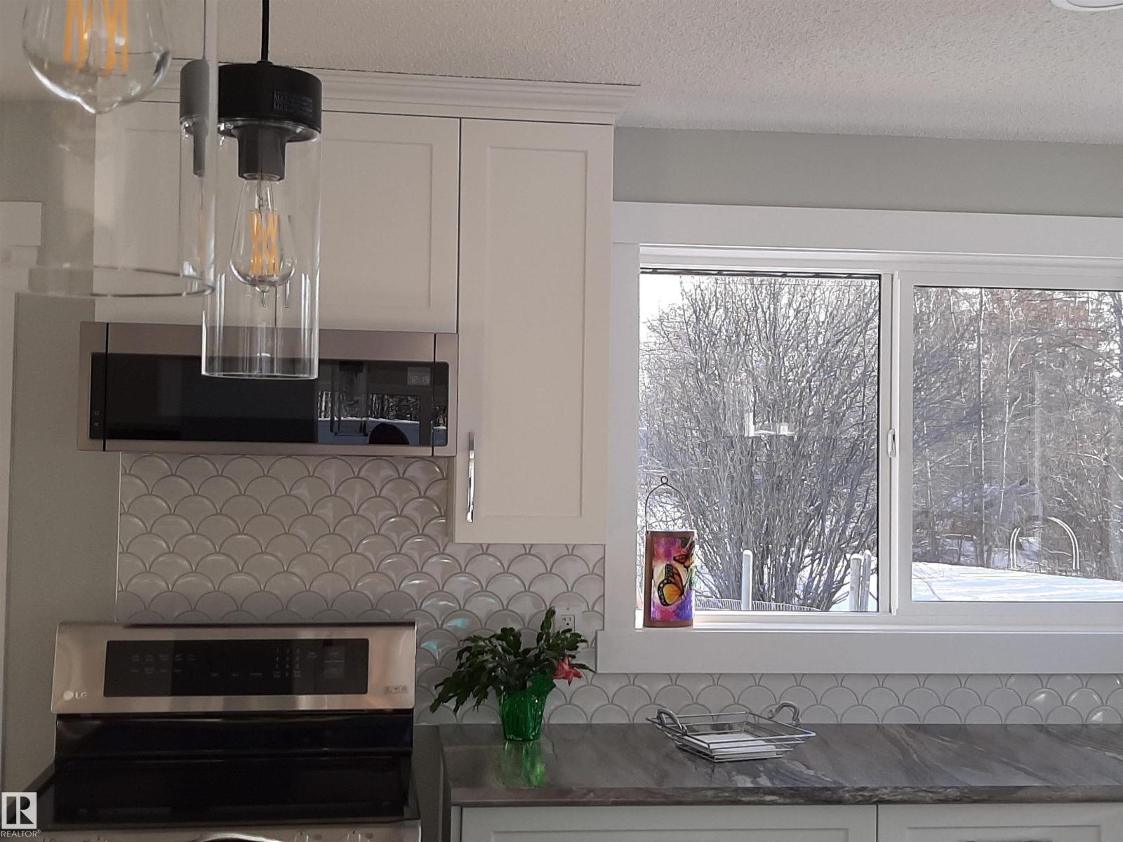 #57 20575 WYE RD, Rural Strathcona County