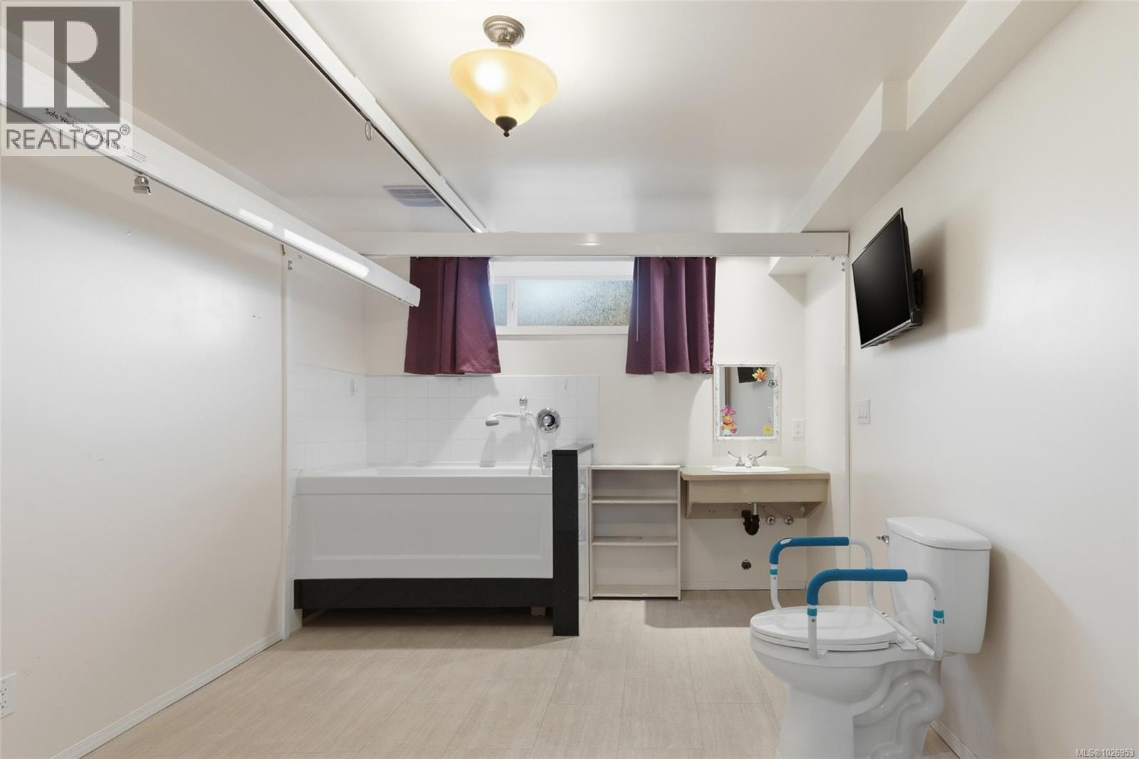 2531 8th Ave, Port Alberni