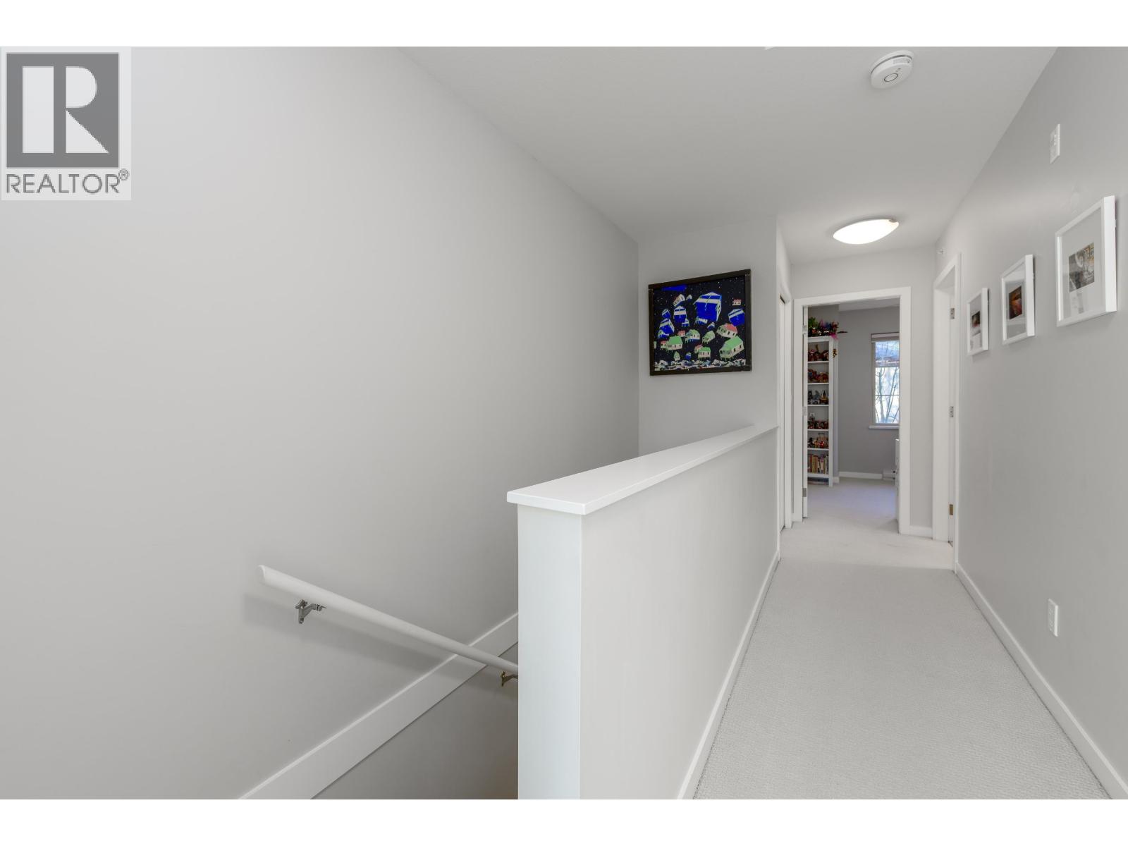 33 433 SEYMOUR RIVER PLACE, North Vancouver