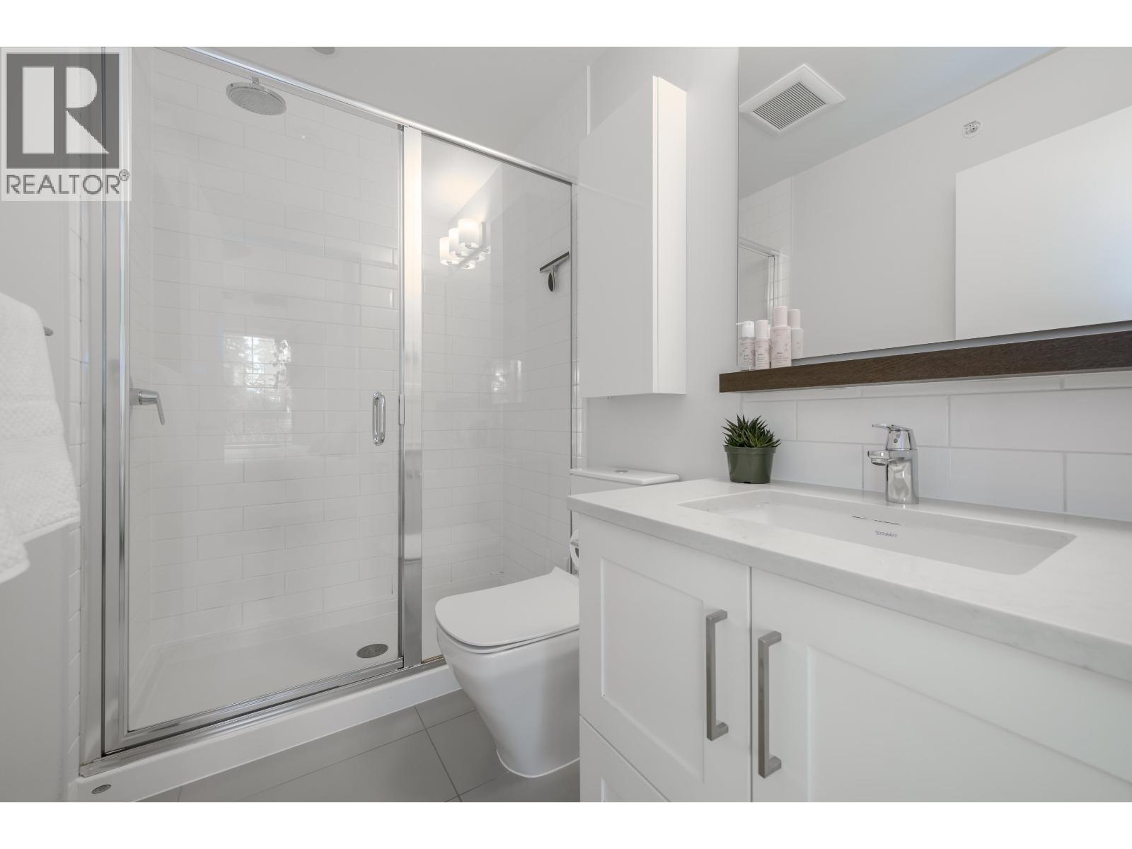 33 433 SEYMOUR RIVER PLACE, North Vancouver