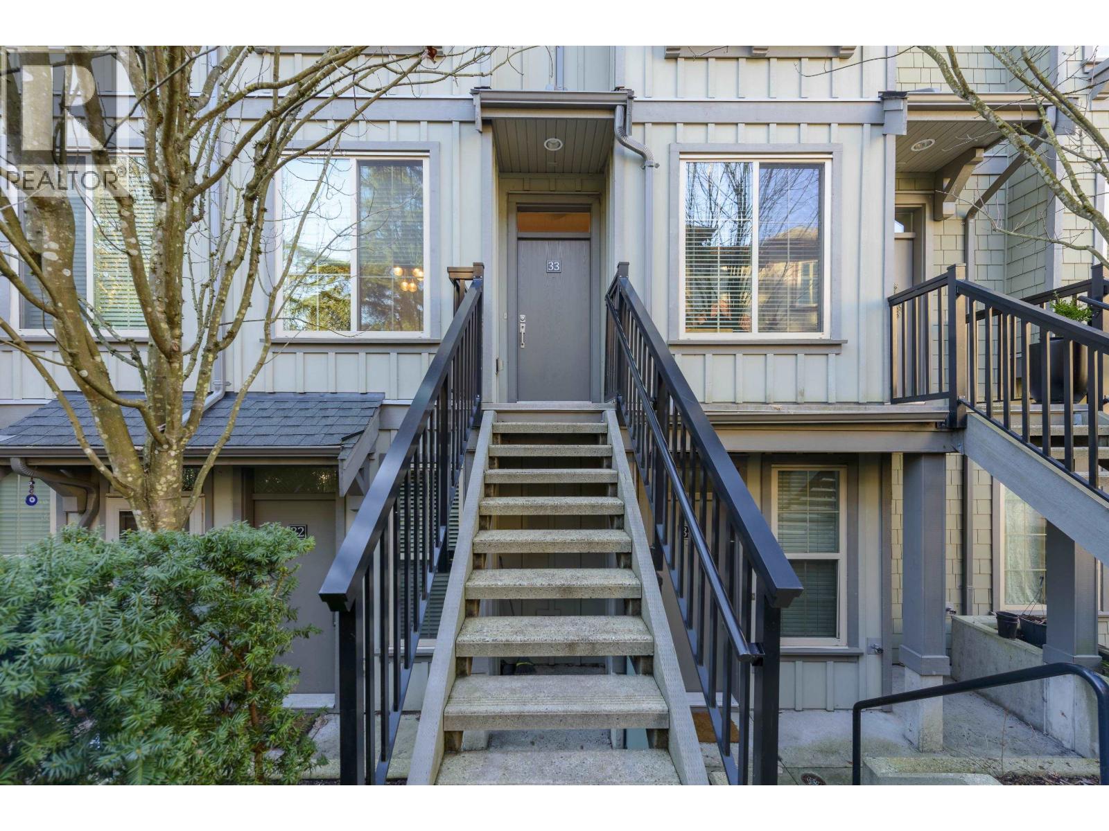 33 433 SEYMOUR RIVER PLACE, North Vancouver