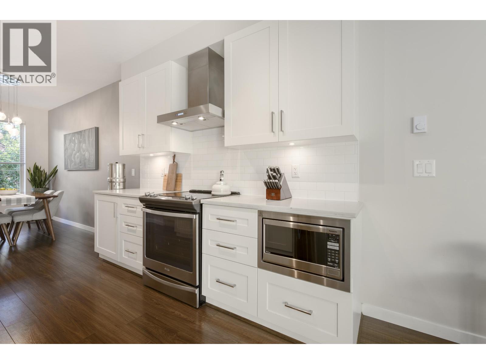 33 433 SEYMOUR RIVER PLACE, North Vancouver