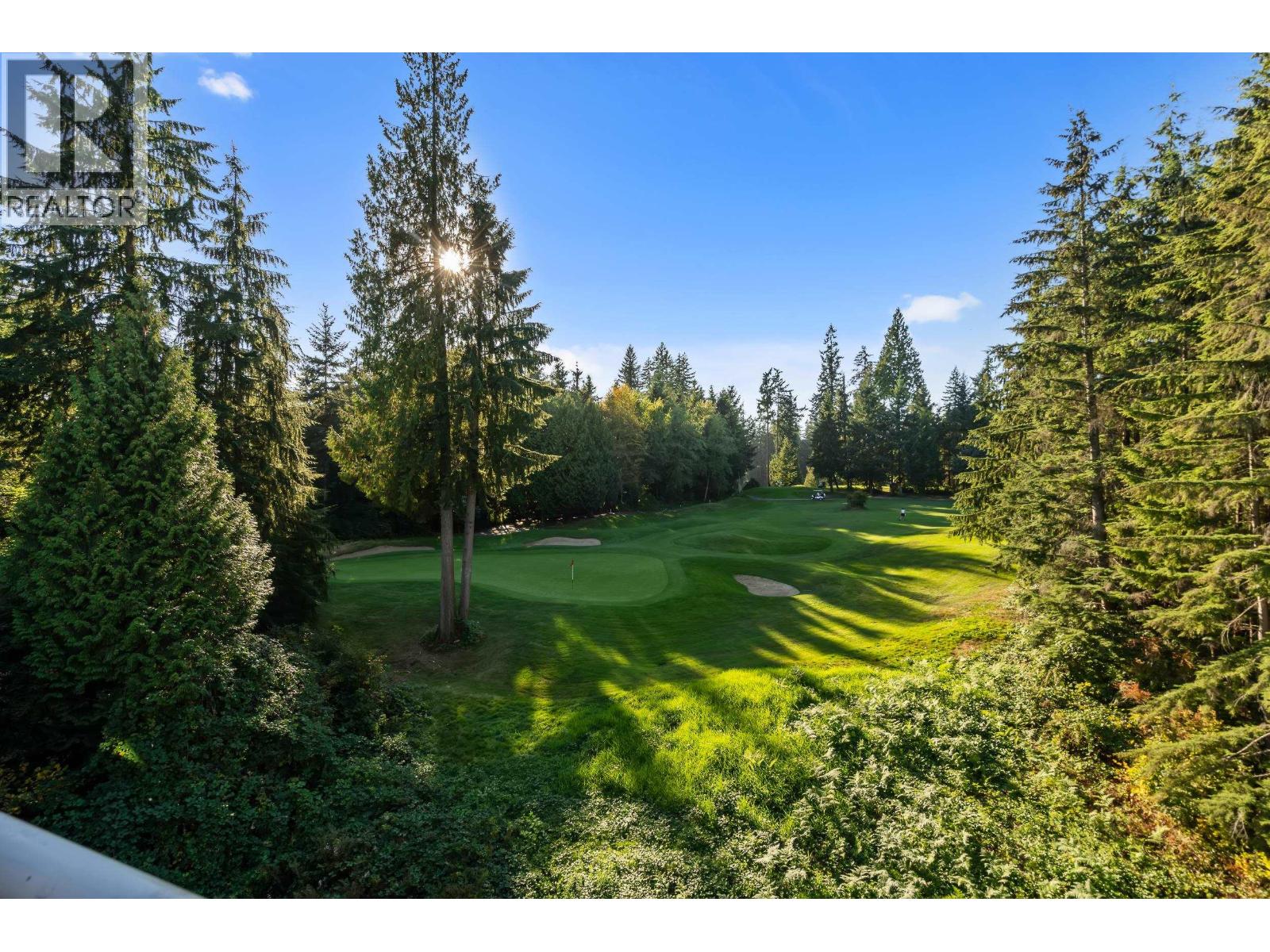 401 1281 PARKGATE AVENUE - Photo 2 of 40, North Vancouver, British Columbia