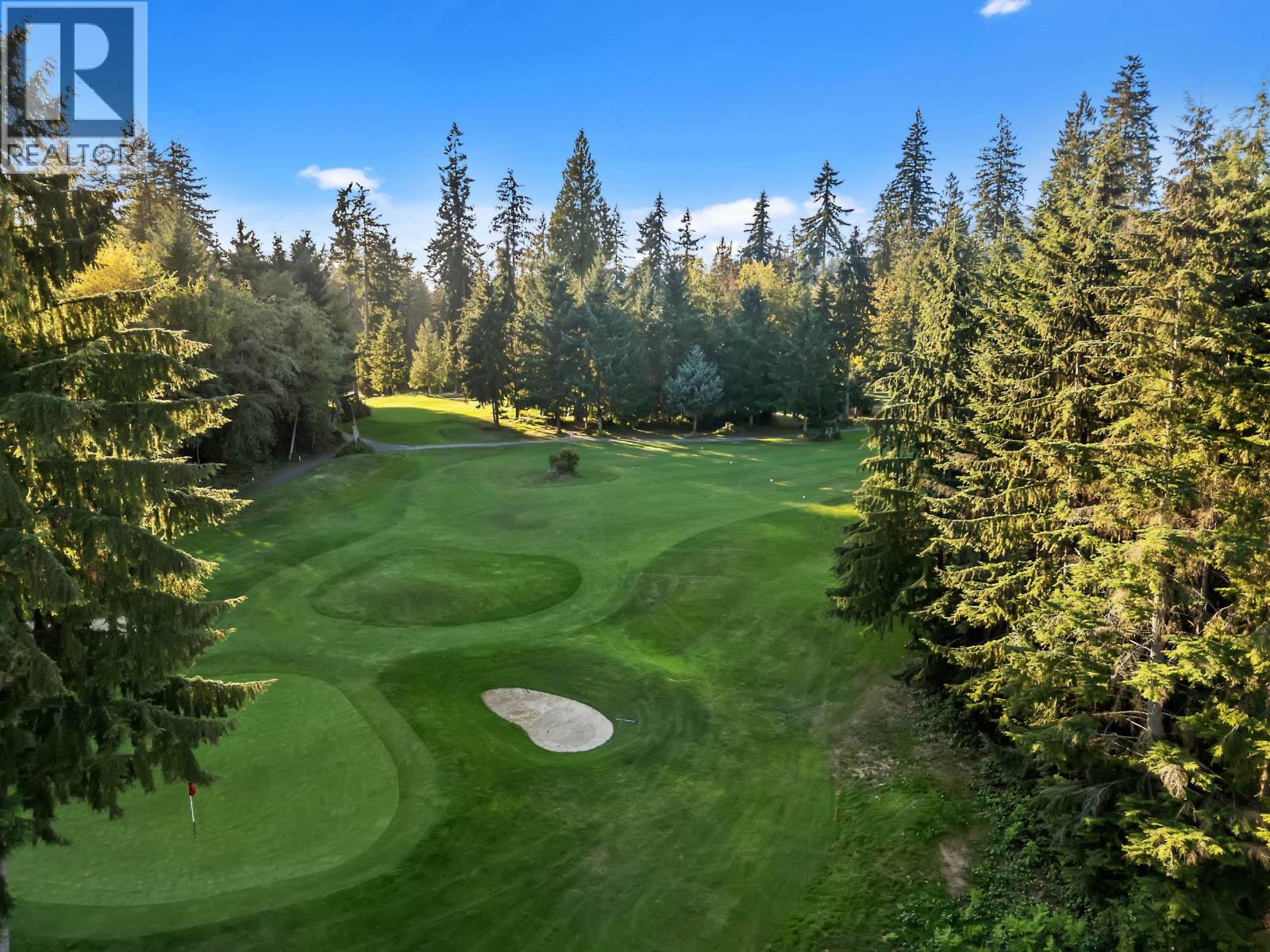 401 1281 PARKGATE AVENUE - Photo 3 of 40, North Vancouver, British Columbia