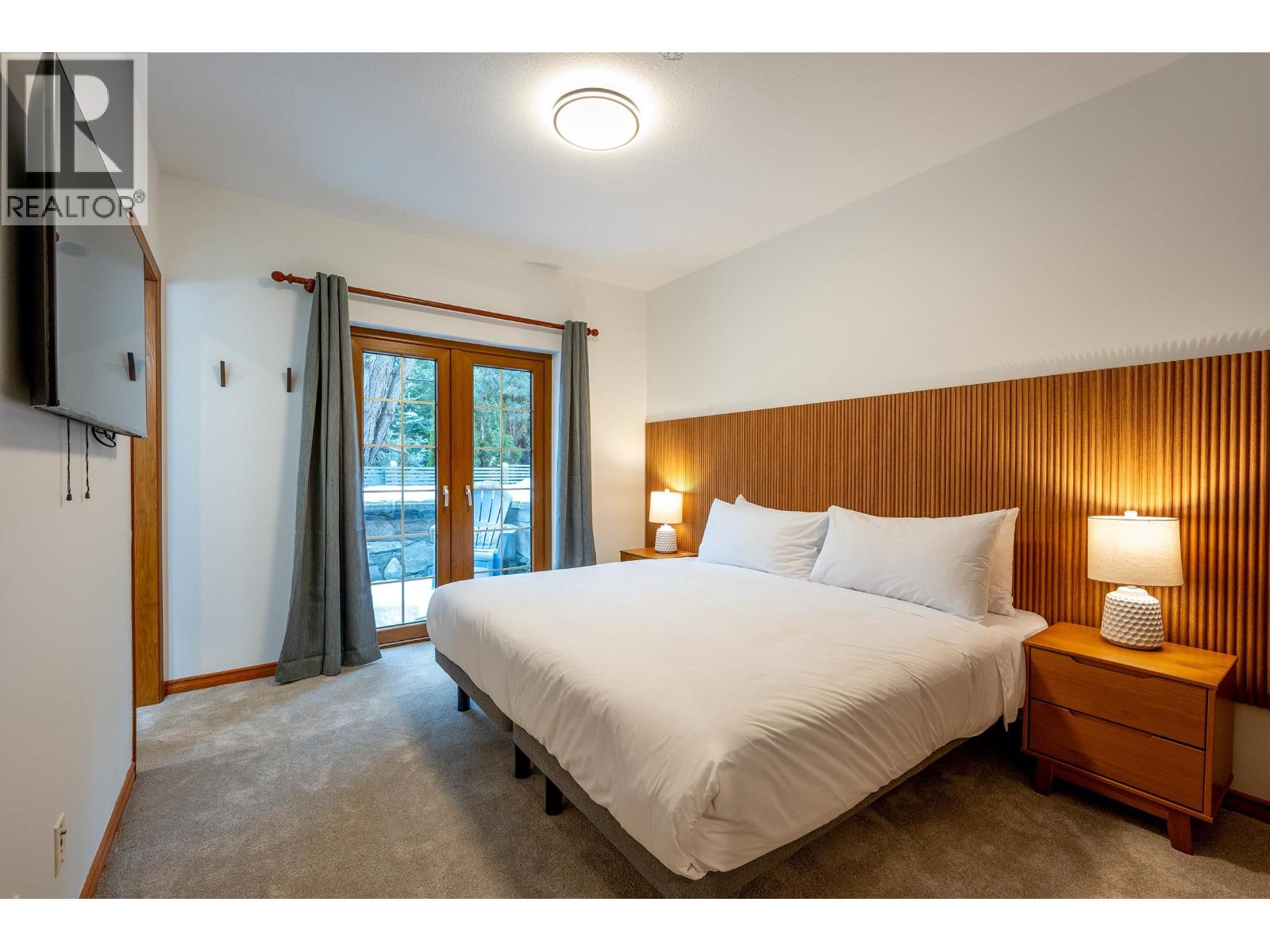 3012 ALPINE CRESCENT, Whistler