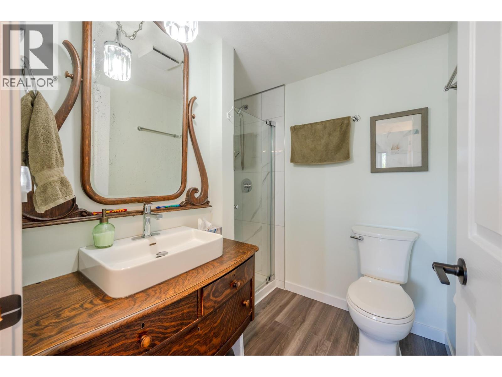 8905 Pineo Court Unit# 208, Summerland