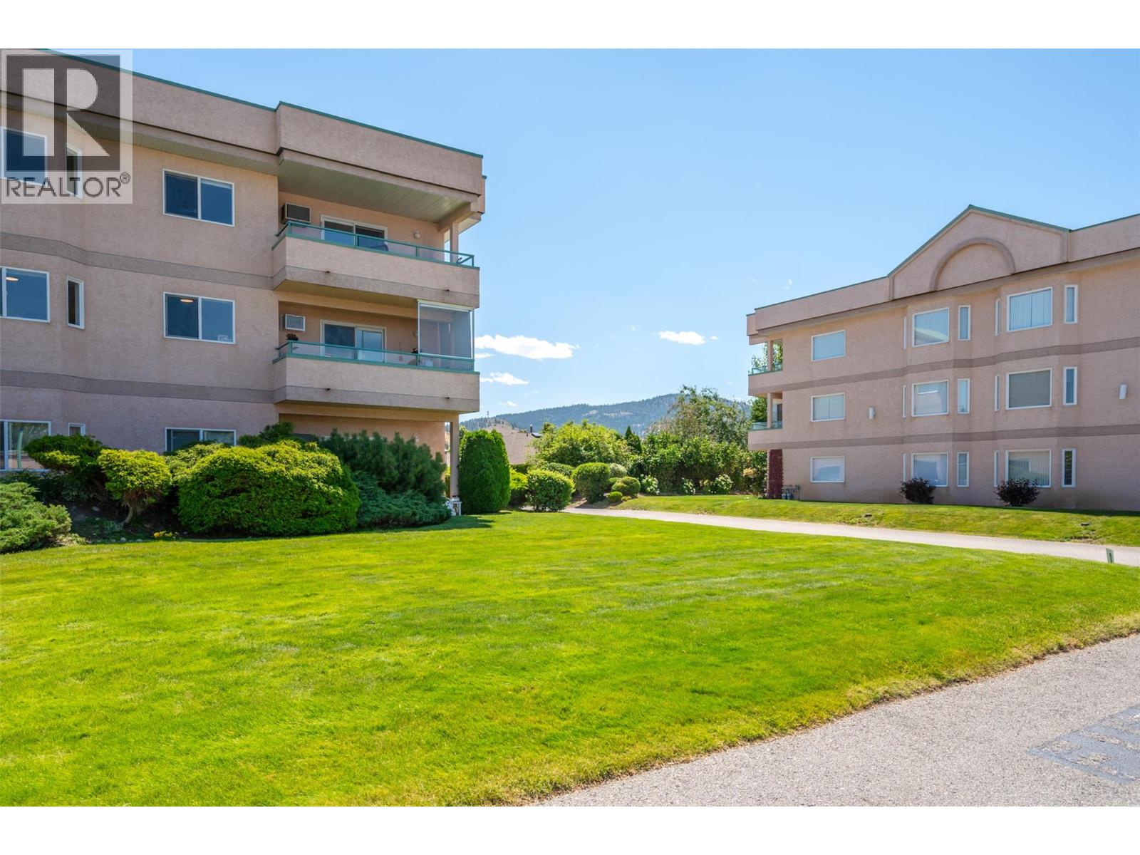 8905 Pineo Court Unit# 208, Summerland