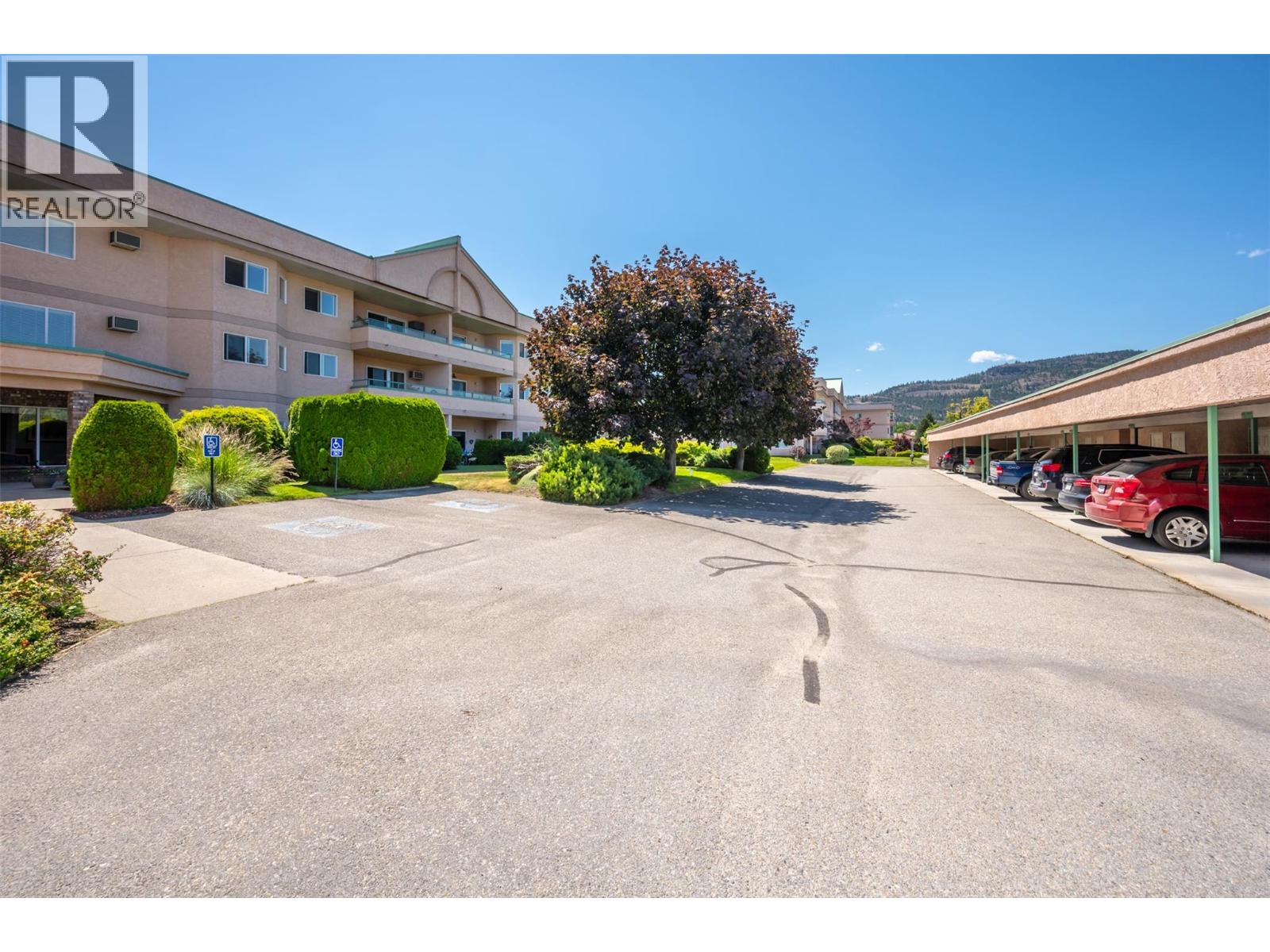 8905 Pineo Court Unit# 208, Summerland