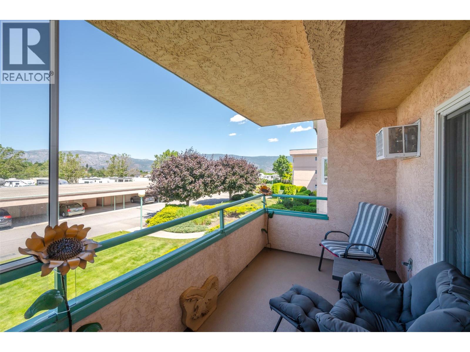 8905 Pineo Court Unit# 208, Summerland