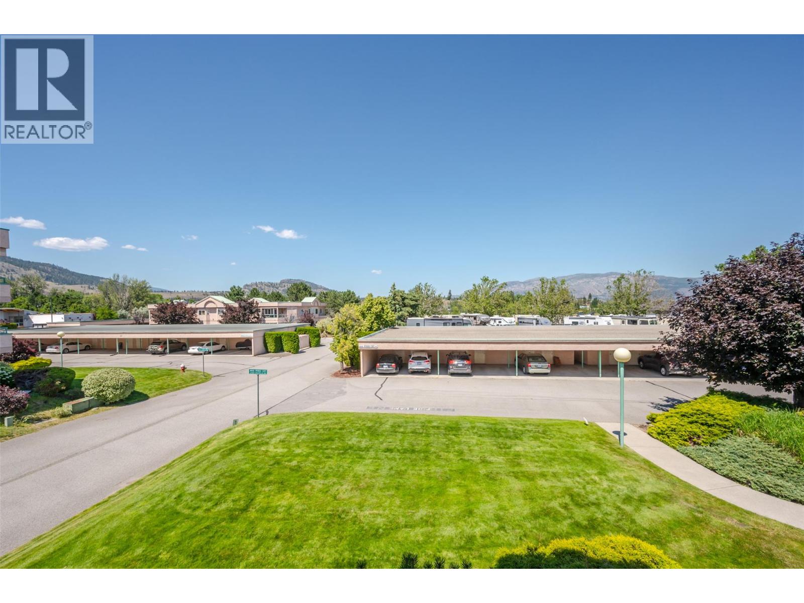 8905 Pineo Court Unit# 208, Summerland