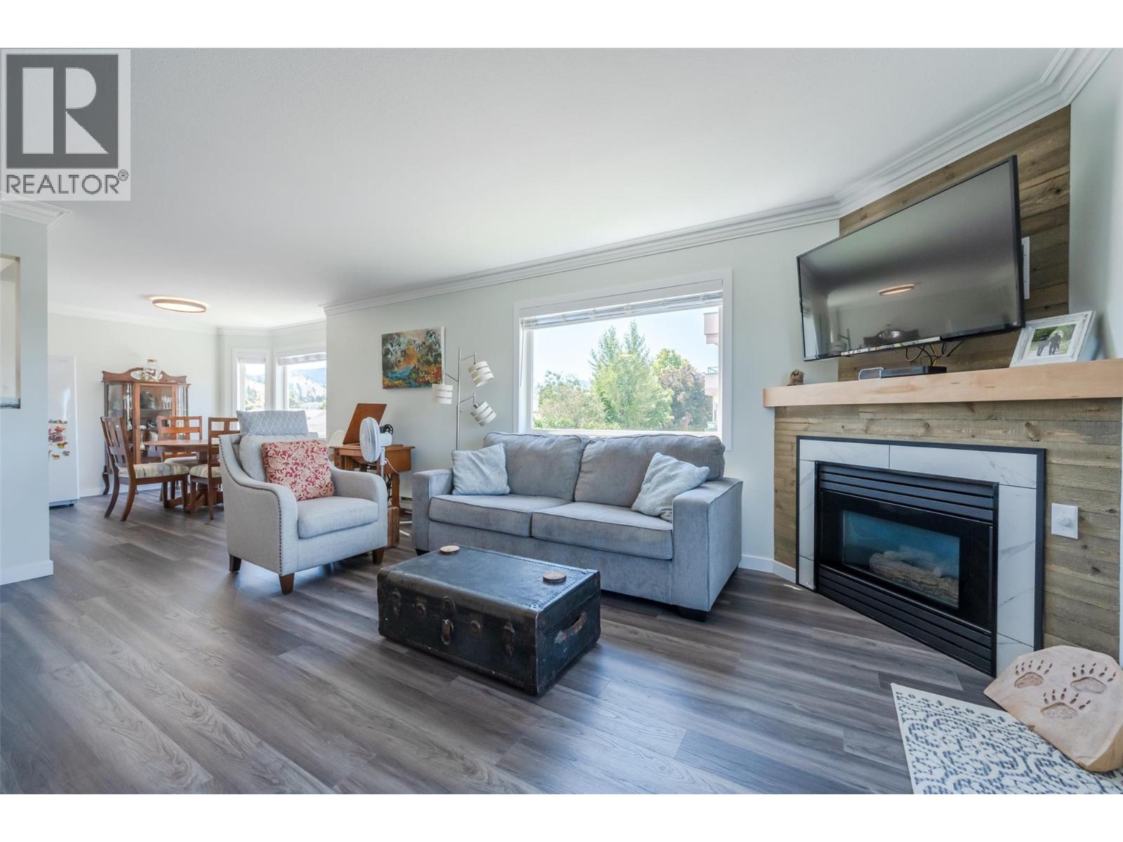 8905 Pineo Court Unit# 208, Summerland