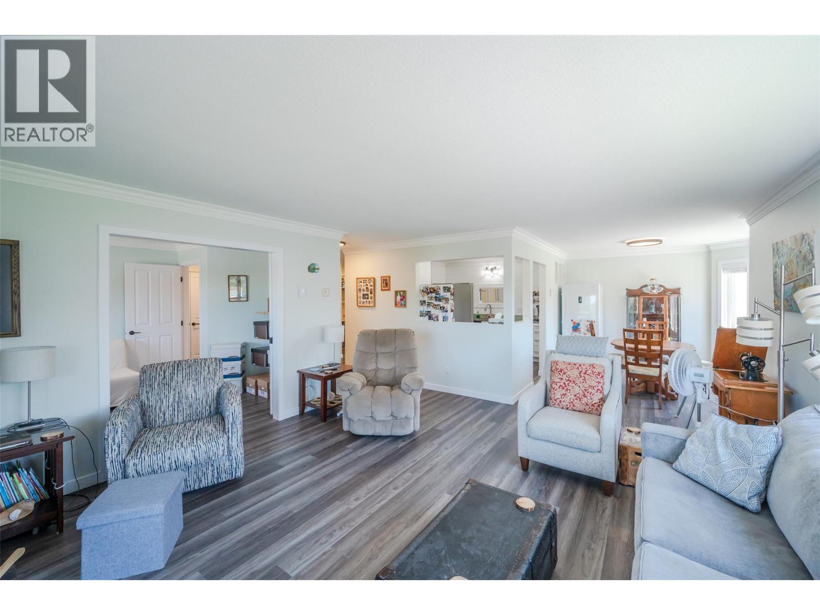 8905 Pineo Court Unit# 208, Summerland