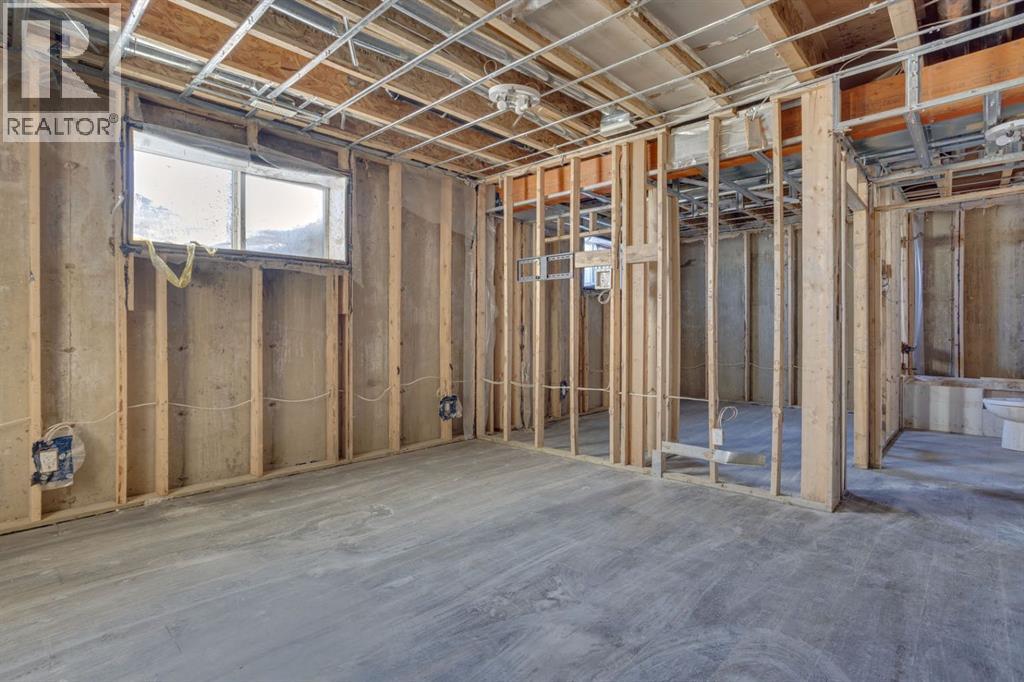 7211 Railway Avenue, Fort McMurray