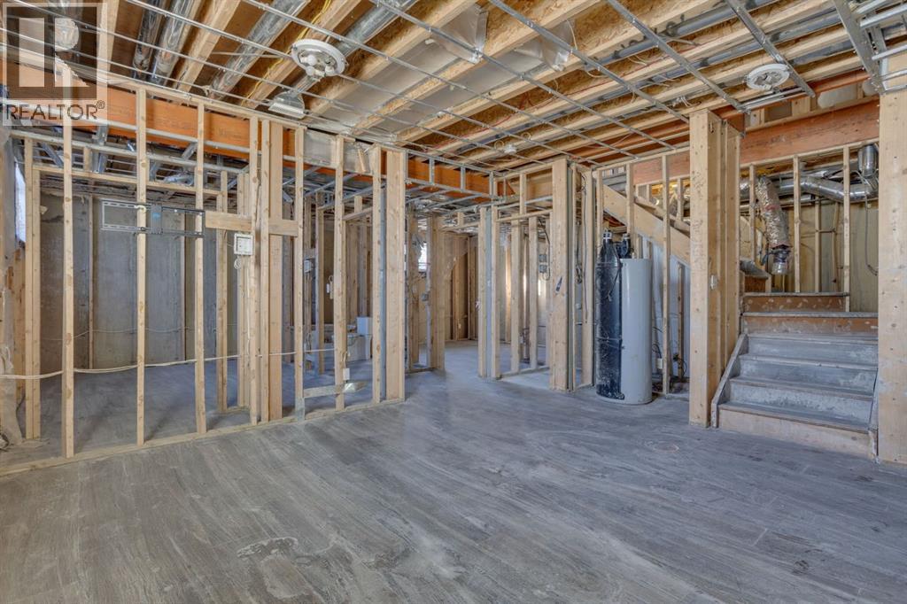 7211 Railway Avenue, Fort McMurray