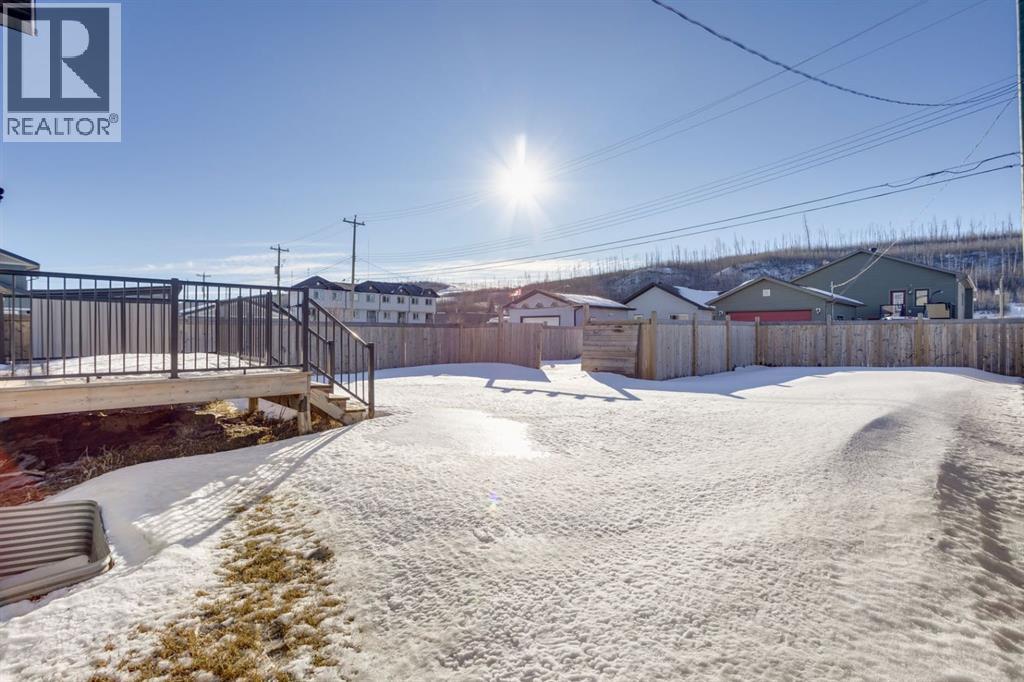 7211 Railway Avenue, Fort McMurray