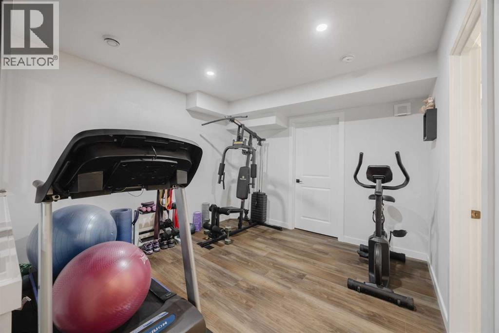 180 Emberside Place, Cochrane