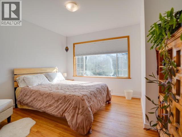 10152 HIGHWAY 101, Powell River