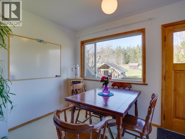 10152 HIGHWAY 101, Powell River