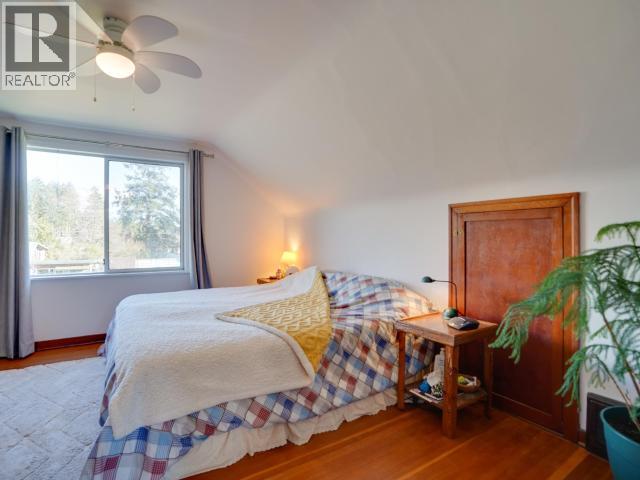 10152 HIGHWAY 101, Powell River