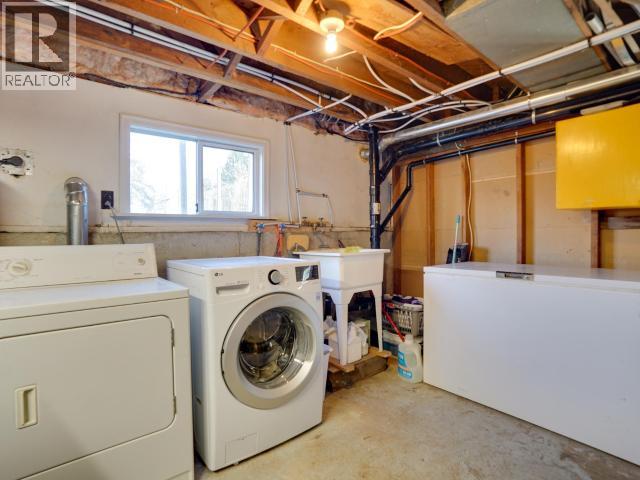 10152 HIGHWAY 101, Powell River