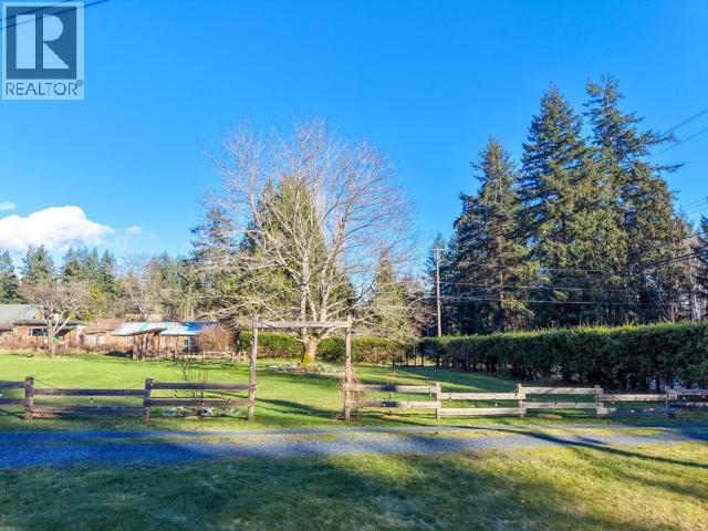 10152 HIGHWAY 101, Powell River