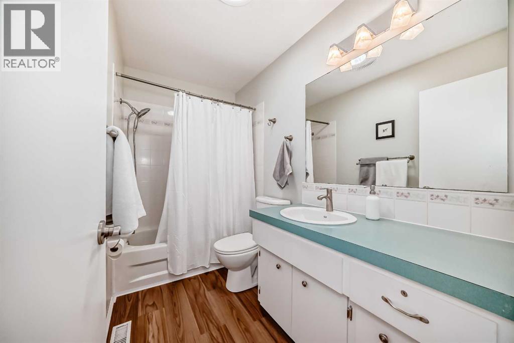 Single Family House 4 Level for Sale in  Brookpark Drive SW Braeside Calgary 