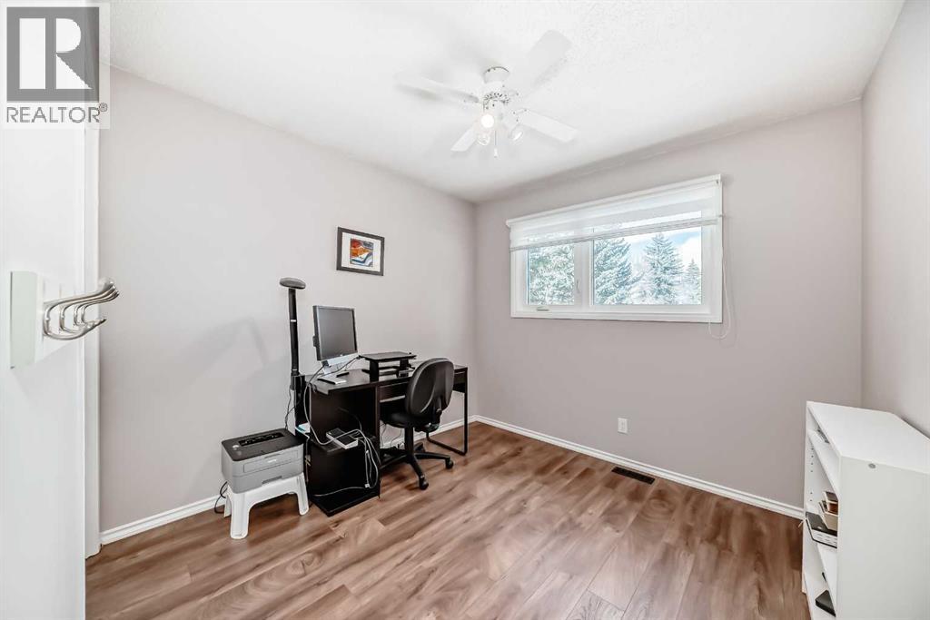 Single Family House 4 Level for Sale in  Brookpark Drive SW Braeside Calgary 