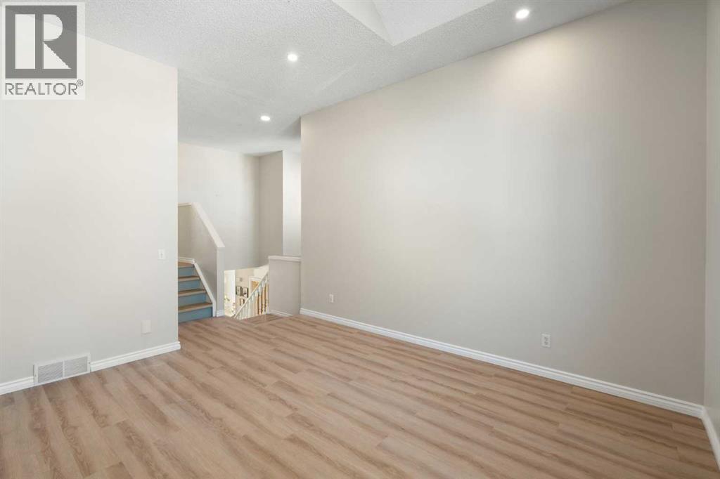 Single Family House for Sale in  Harvest Park Circle NE Harvest Hills Calgary 