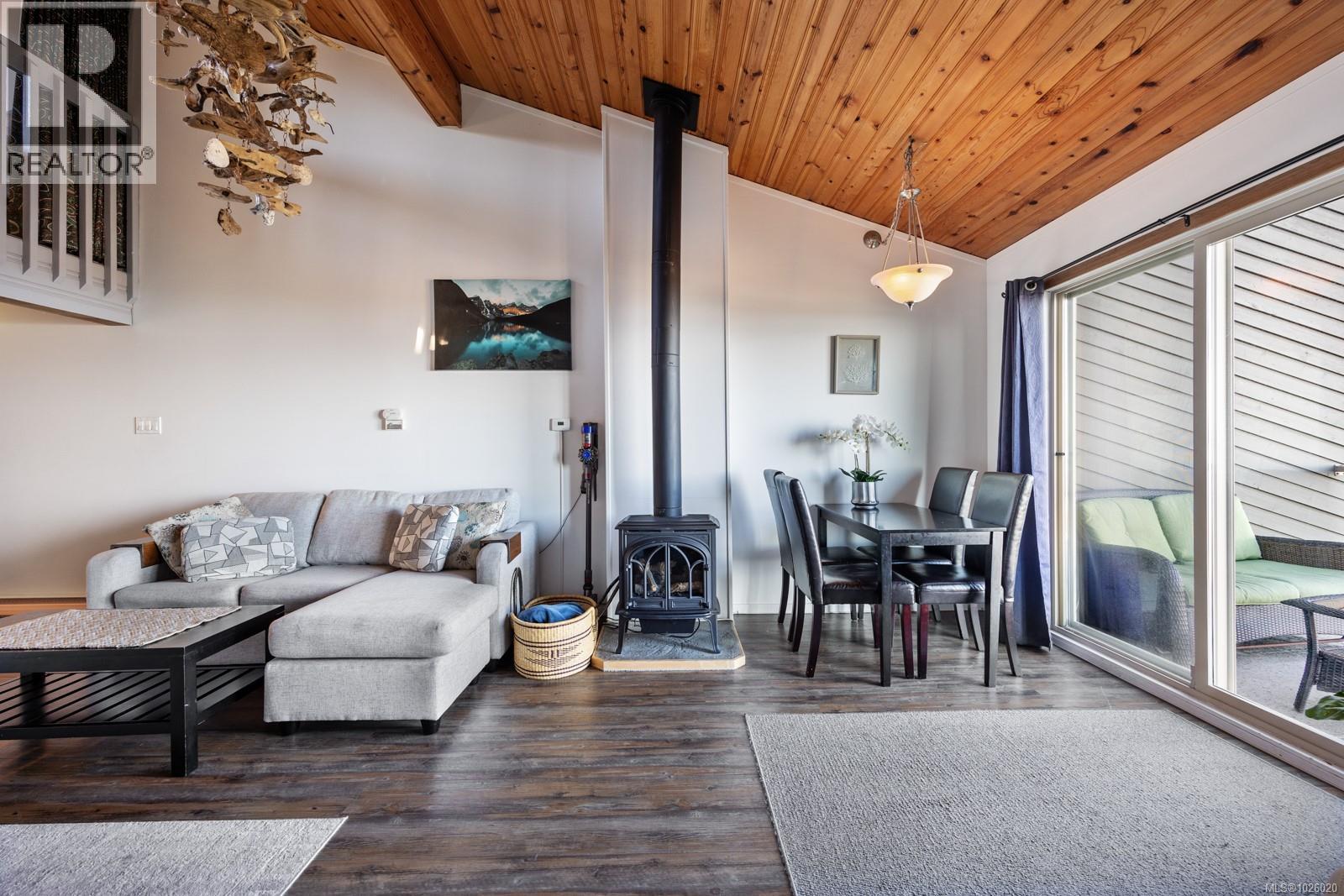 3295 Island Hwy W - Photo 5 of 26, Qualicum Beach, British Columbia