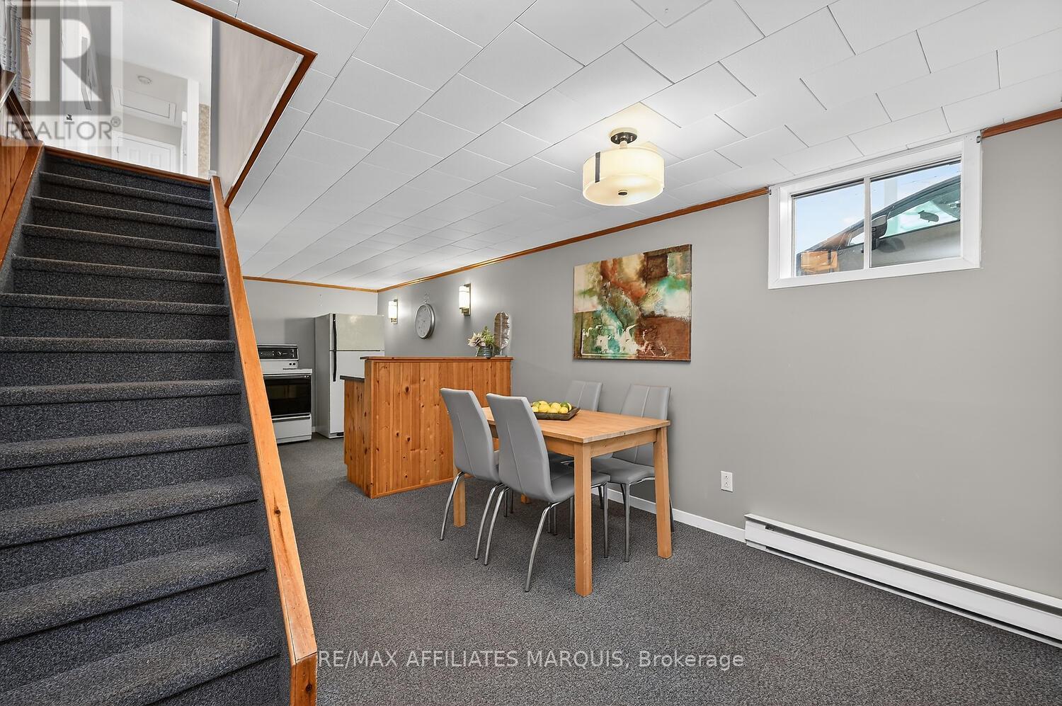 228 BROCKVILLE STREET — photo 26