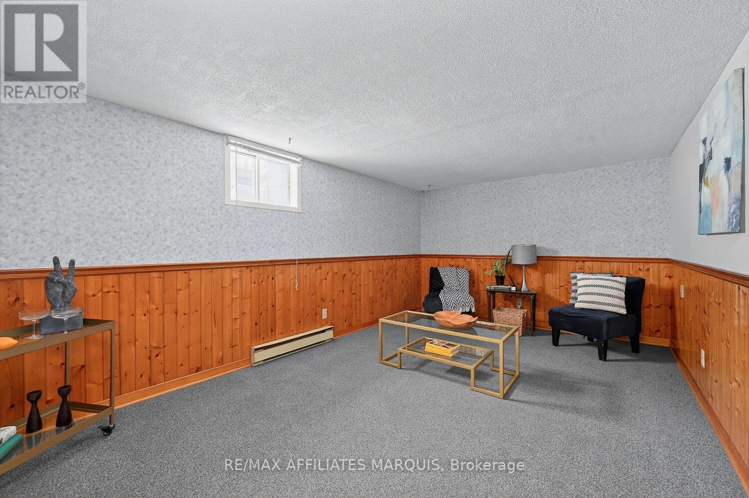 228 BROCKVILLE STREET — photo 36