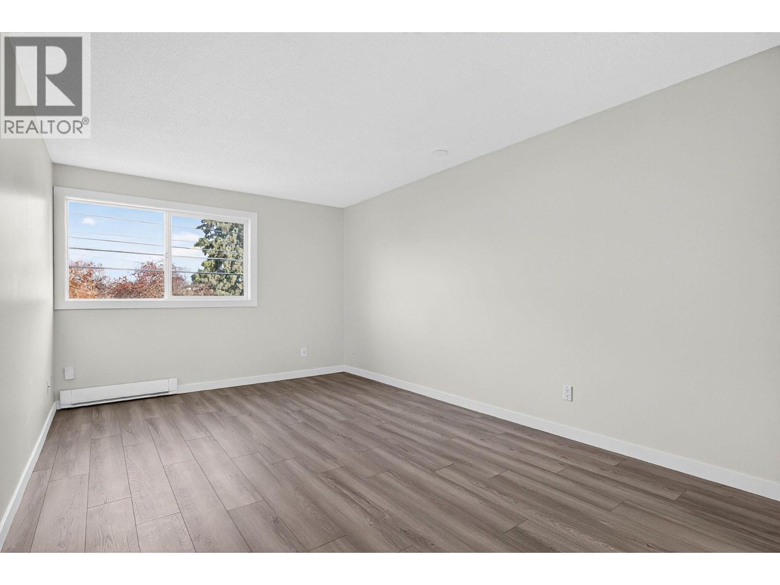 247 715 Leathead Road, Kelowna