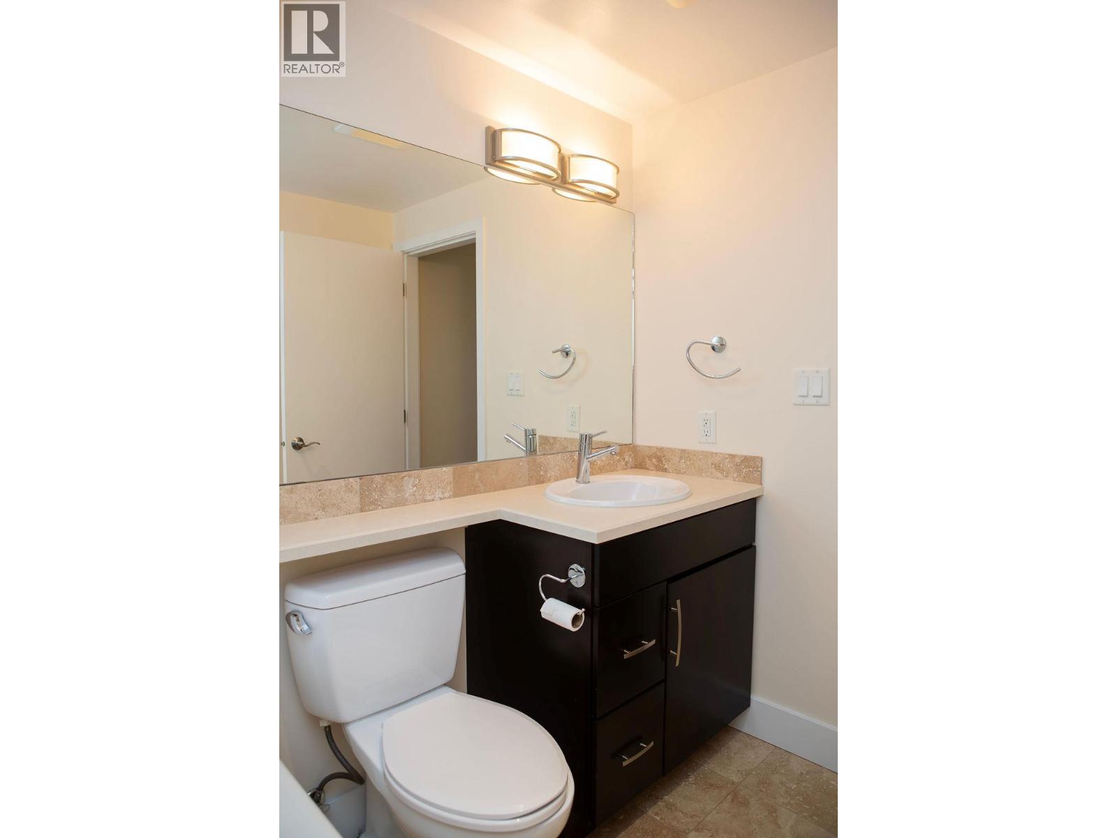 702 Fourth Street Unit# 4, Nelson