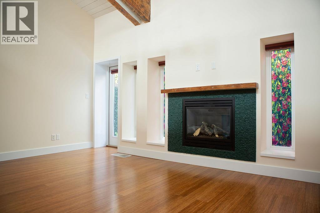 702 Fourth Street Unit# 4, Nelson