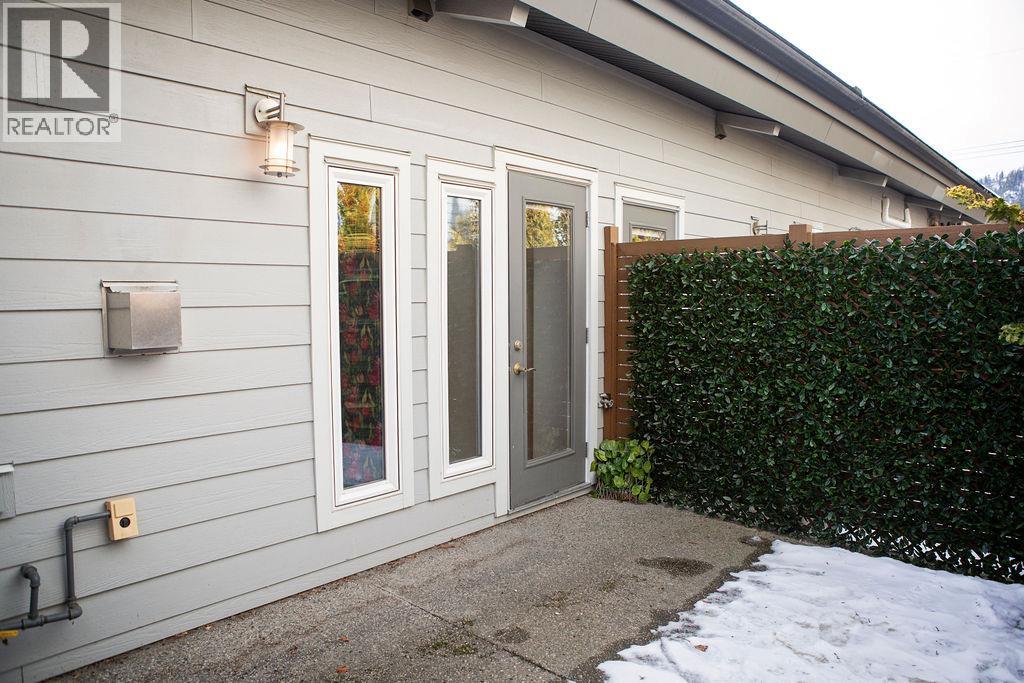 702 Fourth Street Unit# 4, Nelson