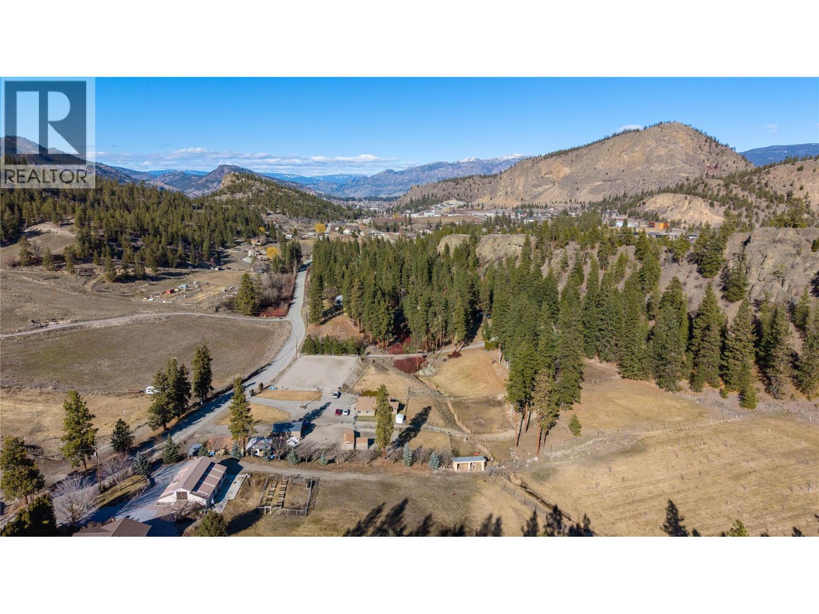 5615 Simpson Road, Summerland