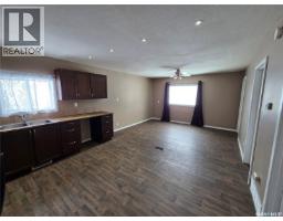 26 Fraser Street, Manor, SK S0C1R0 Photo 11