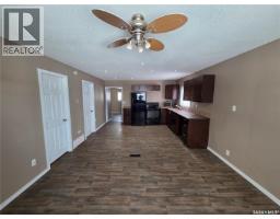 26 Fraser Street, Manor, SK S0C1R0 Photo 12