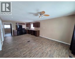 26 Fraser Street, Manor, SK S0C1R0 Photo 14