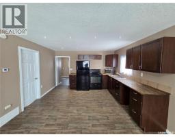 26 Fraser Street, Manor, SK S0C1R0 Photo 15